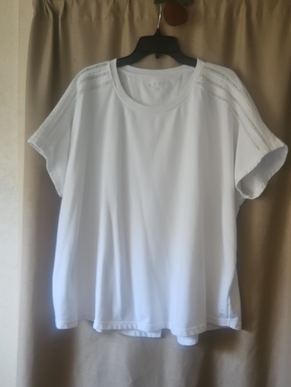 EUC Lane Bryant LIVI Top